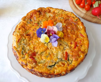 Pieczona frittata z warzywami i ricottą