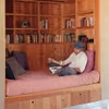 Miejsce do czytania z biblioteczką