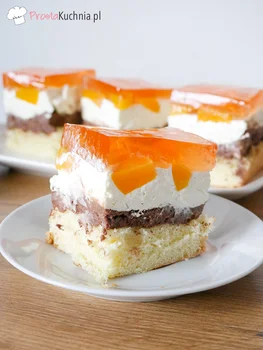Ciasto z brzoskwiniami i galaretką