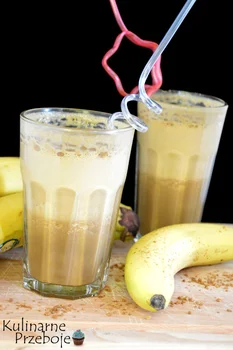 Przepyszna mrożona kawa bananowa w mniej niż minutę!