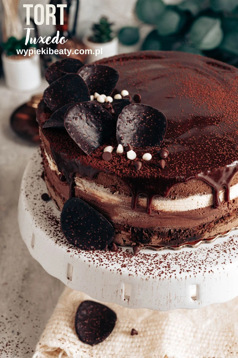 Czekoladowy tort Tuxedo