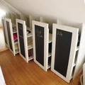 Szafki pod skosem z tablicowymi frontami