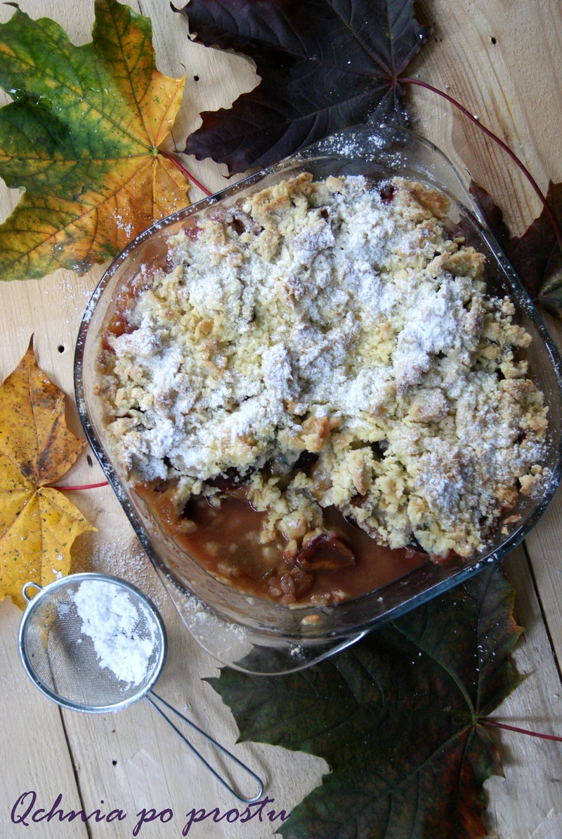 Crumble - śliwki zapiekane pod kruszonką