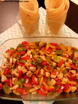 Klasyczne fajitas z kurczakiem
