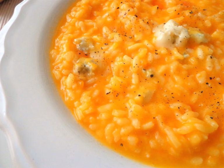 Risotto z kremem z marchewki i gorgonzoli
