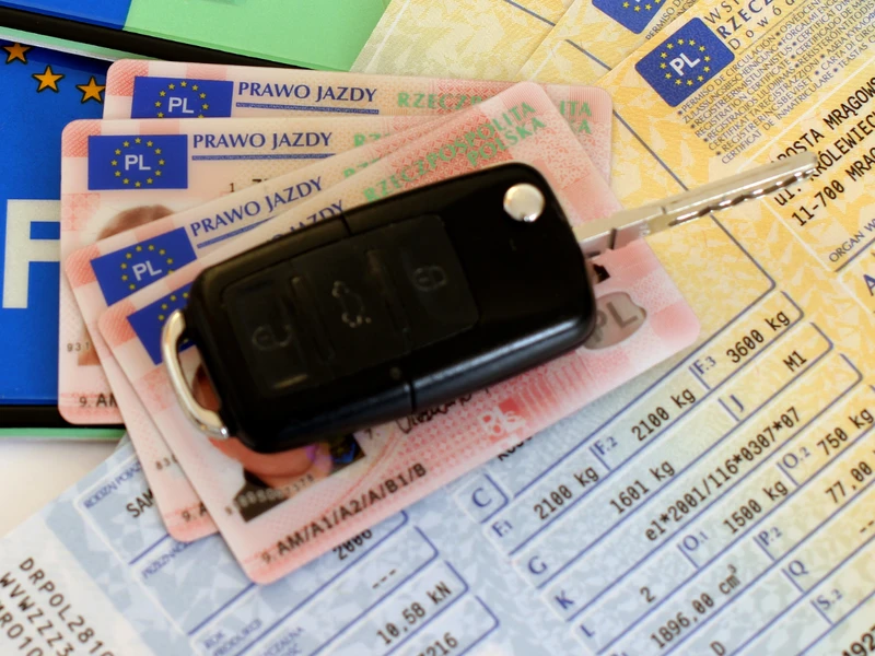 Koniec z papierami i kolejkami! Rejestracja pojazdu uproszczona do minimum!