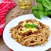 OSTRE SPAGHETTI W SOSIE POMIDOROWYM Z NUTĄ KAKAO