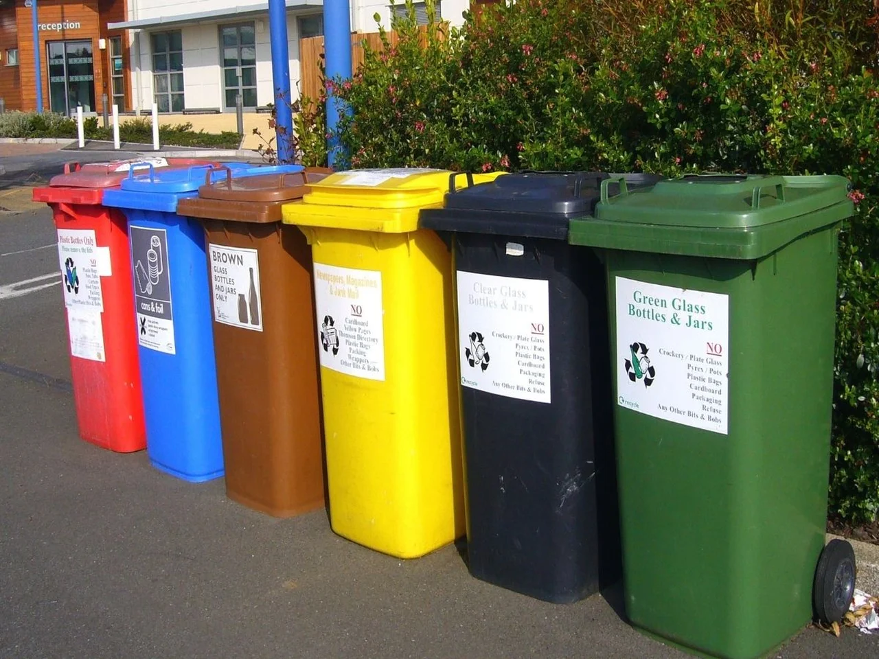 Za rok 5 pojemnik na śmieci! Kolejne zmiany przy segregowaniu odpadów.