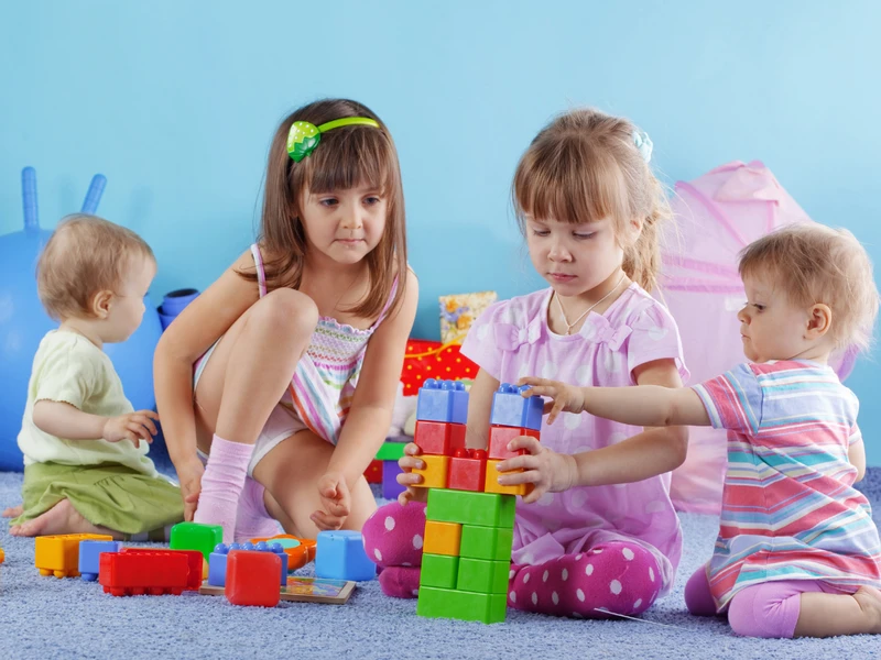 Kreatywne zabawki dla dzieci w wieku 3 - 12 lat, czyli kupić na Dzień Dziecka?