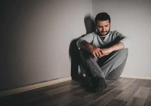 Depresja poporodowa u mężczyzn! Objawy i przyczyny występowania
