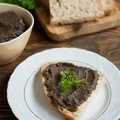 Tapenada z czarnych oliwek - Przepis od Po Prostu Pycha