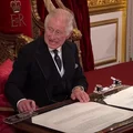 Opinia publiczna oburzona zachowaniem króla Karola III!