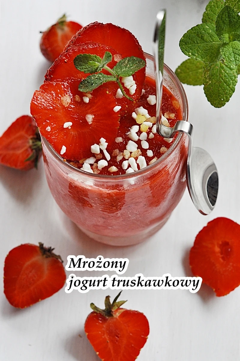 Mrożony jogurt truskawkowy
