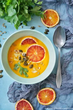 Zupa dyniowo-marchewkowa z pomarańczą