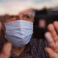 Pandemia COVID-19 a problemy psychiczne. Z czym zmagają się Polacy?