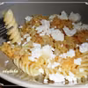 Makaron ze smażonym serem i śmietaną