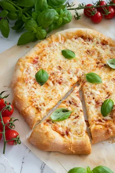 Pizza margherita