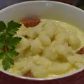 Zupa z kalafiora z kabanosami