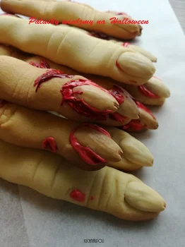 Paluchy wiedźmy na Halloween.