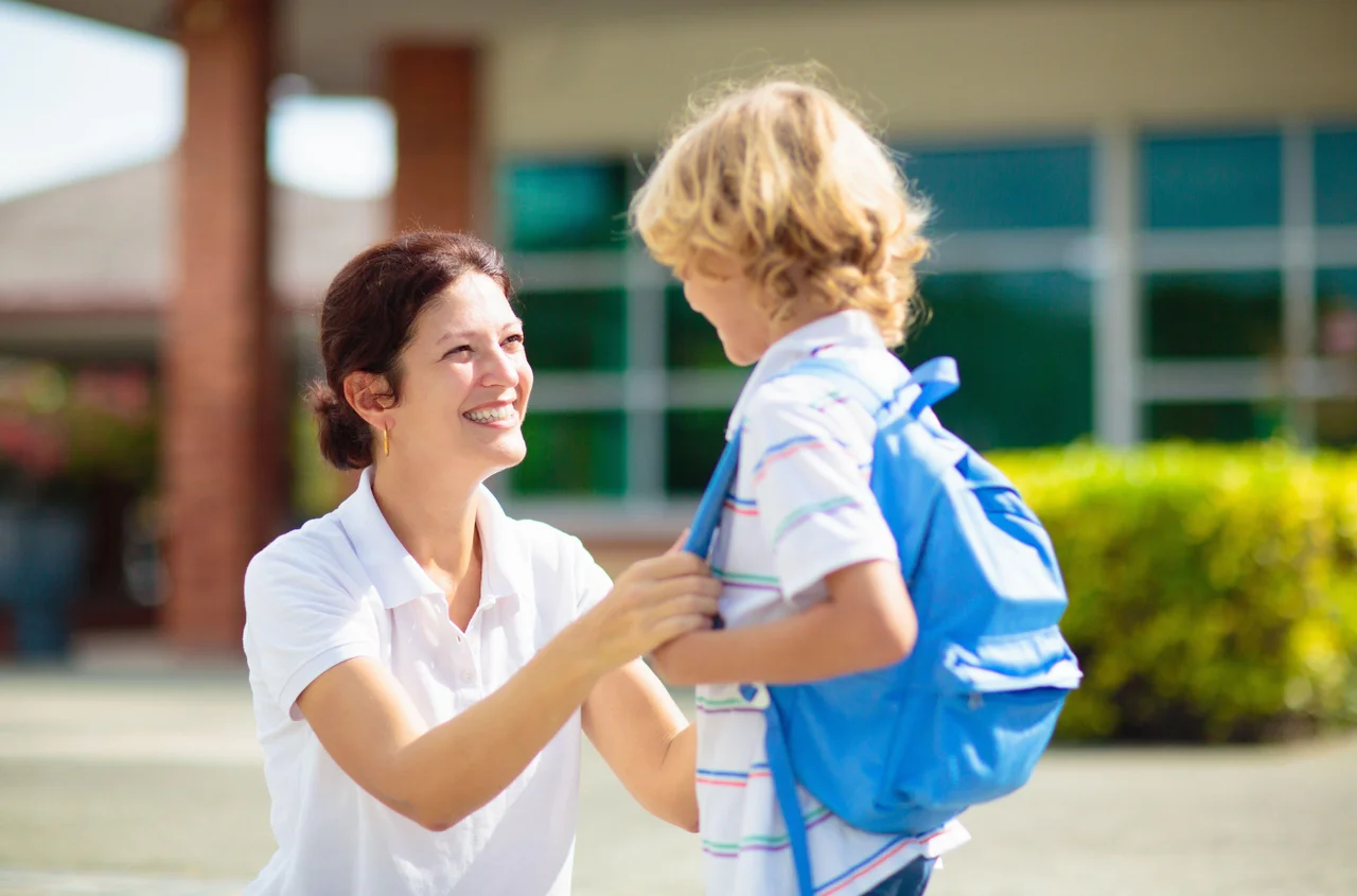MEN jednak zmieni termin wakacji? Jest nowy pomysł dla szkół!