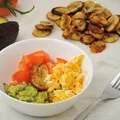 Bananowe Chipsy i Jajecznica z Guacamole