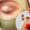 Nie wyrzucaj szypułek z truskawek! Te 3 triki zrobią z nich hit domowego spa
