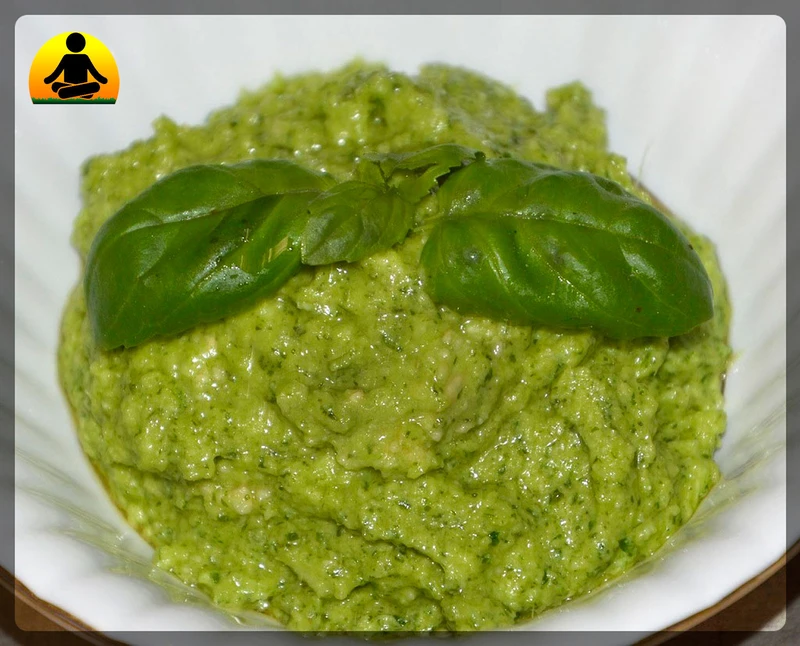 Sos pesto z bazylią
