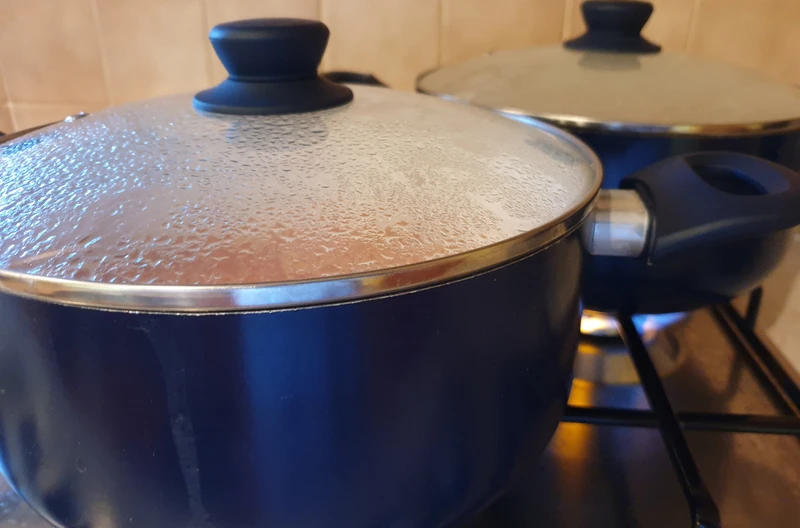 Ta popularna polska zupa to super broń przeciw kacowi! I nie chodzi tu o rosół...