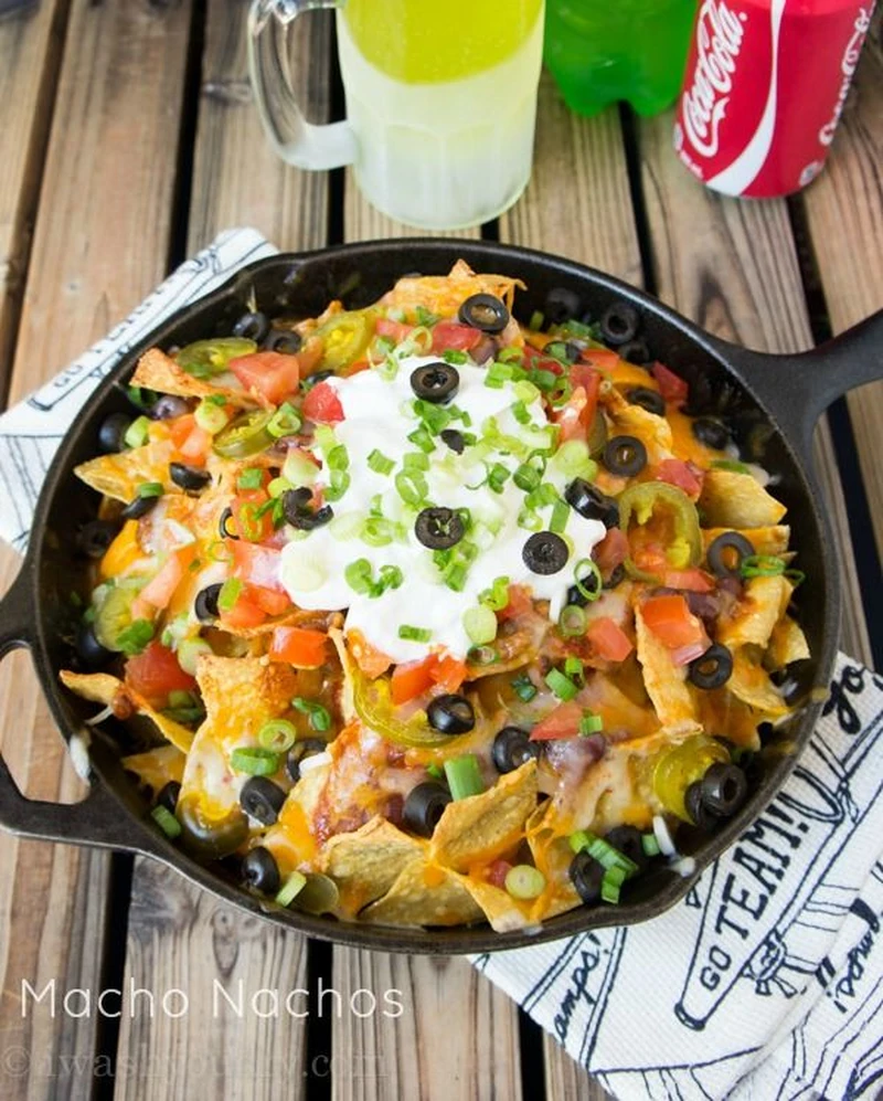 Nachos zapiekane z serem. Idealne na imprezę