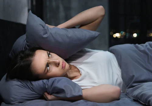 Cisza nocna w sylwestra? Ten temat co roku dzieli sąsiadów