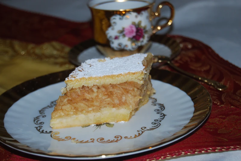 Jabłecznik na kruchym cieście