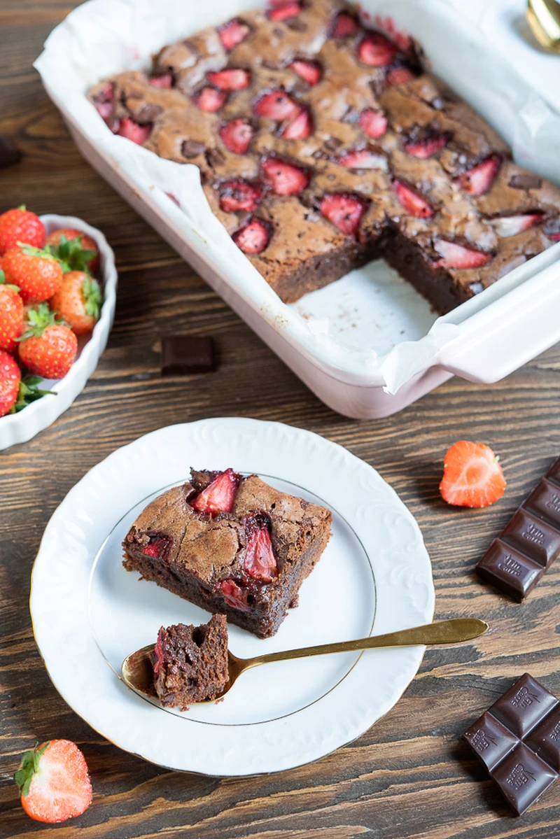 Brownie z truskawkami