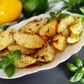 Ziemniaki pieczone w marynacie jogurtowej