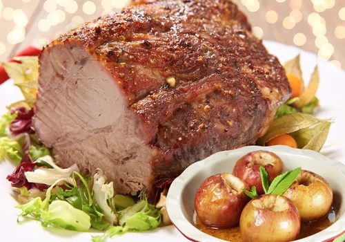 Pieczona karkówka z jabłkami i cynamonem? Ten smak pokochasz!