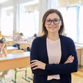 Dodatkowe ferie jesienne i trzy semestry? MEN zabrało głos w sprawie rewolucyjnych zmian