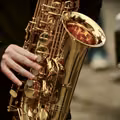 Dzień Saksofonu: Jak Ten Instrument Zmienił Świat Muzyki