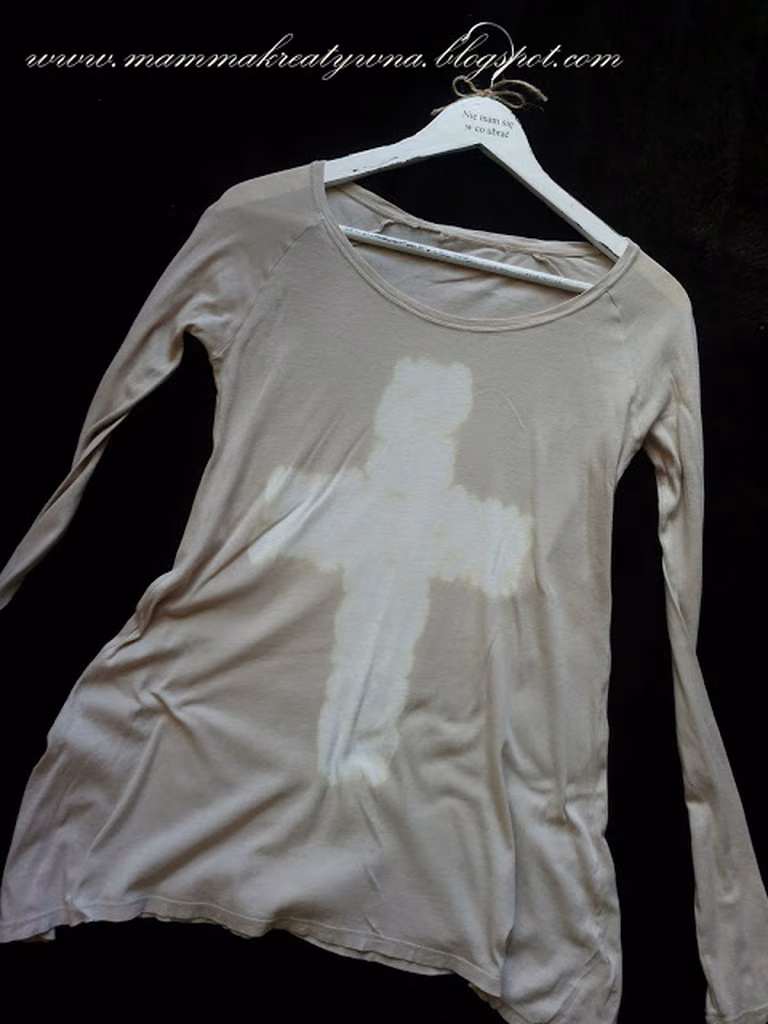 DIY- Krzyż na T-shircie