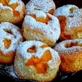 Muffinki z brzoskwiniami