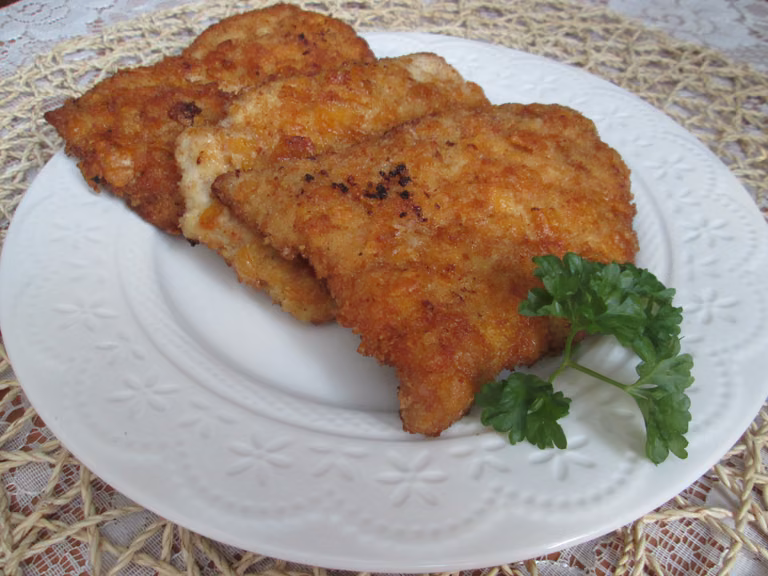Kotlet schabowy w płatkach kukurydzianych