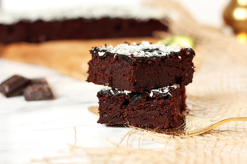 Bardzo Czekoladowe Brownie Z Cukinią