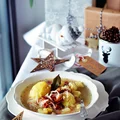 Zupa z ziemniakami, kiełbasą i kapustą kiszoną