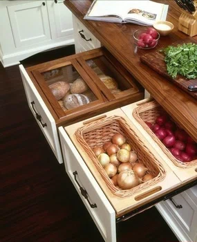 Bardzo praktyczne szuflady w kuchni