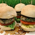 Środa: Burgery z czerwonej fasoli i boczniaków