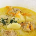 zupa serowa z klopsikami