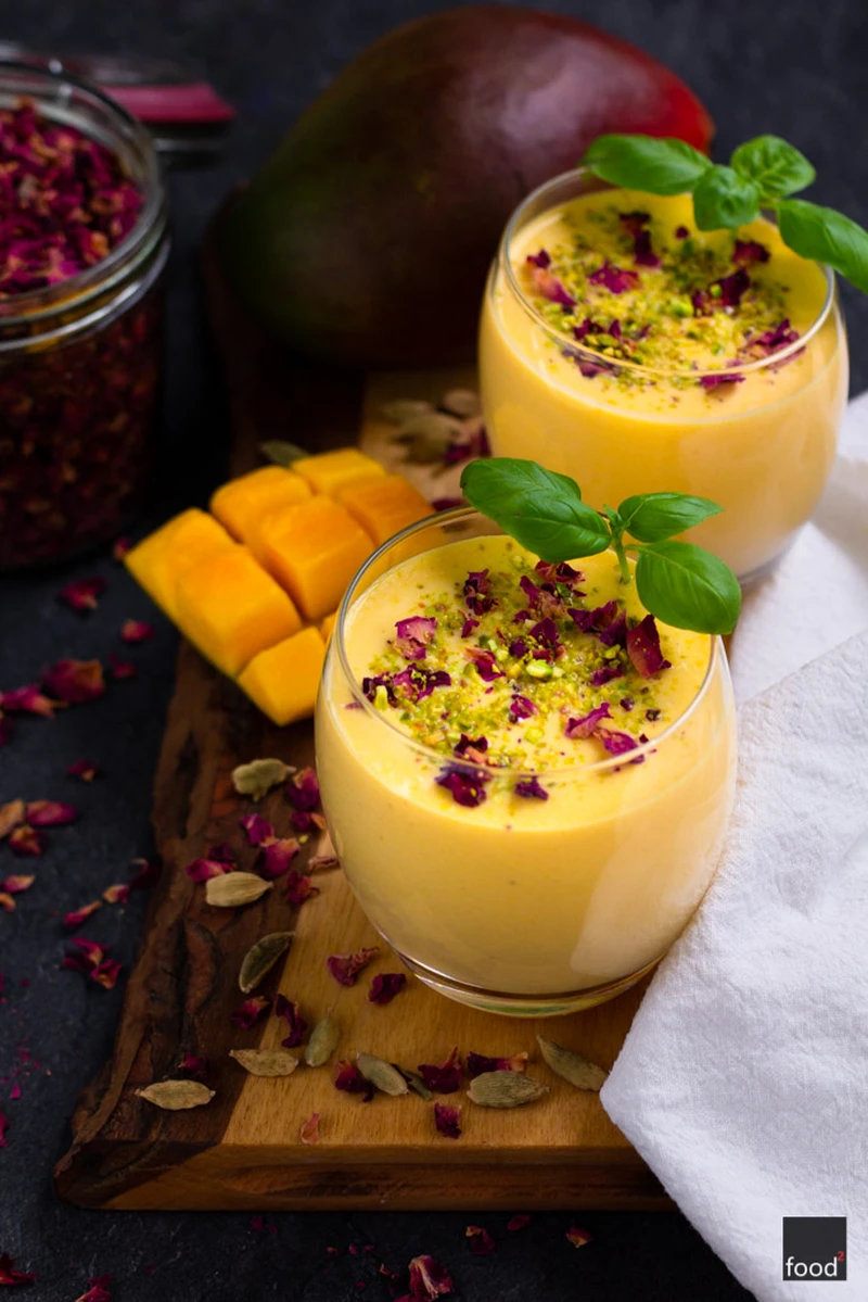 Mango lassi