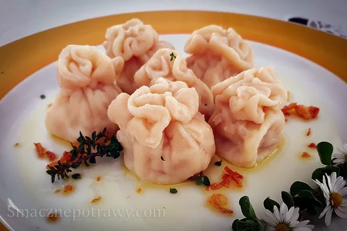 CHINKALI-GRUZIŃSKIE PIEROŻKI