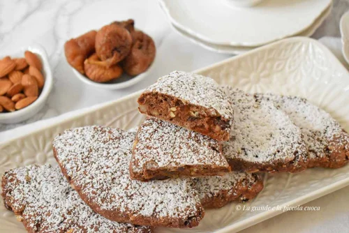 Włoskie ciastka bakaliowe – „Pan dei morti”