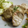 Polędwiczka w sosie chrzanowo-winnym