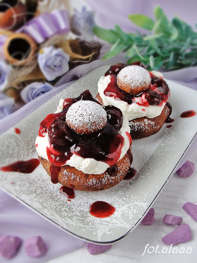Papanasi - rumuńskie pączki serowe