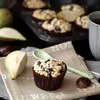 Muffiny czekoladowe z gruszkami i kruszonką